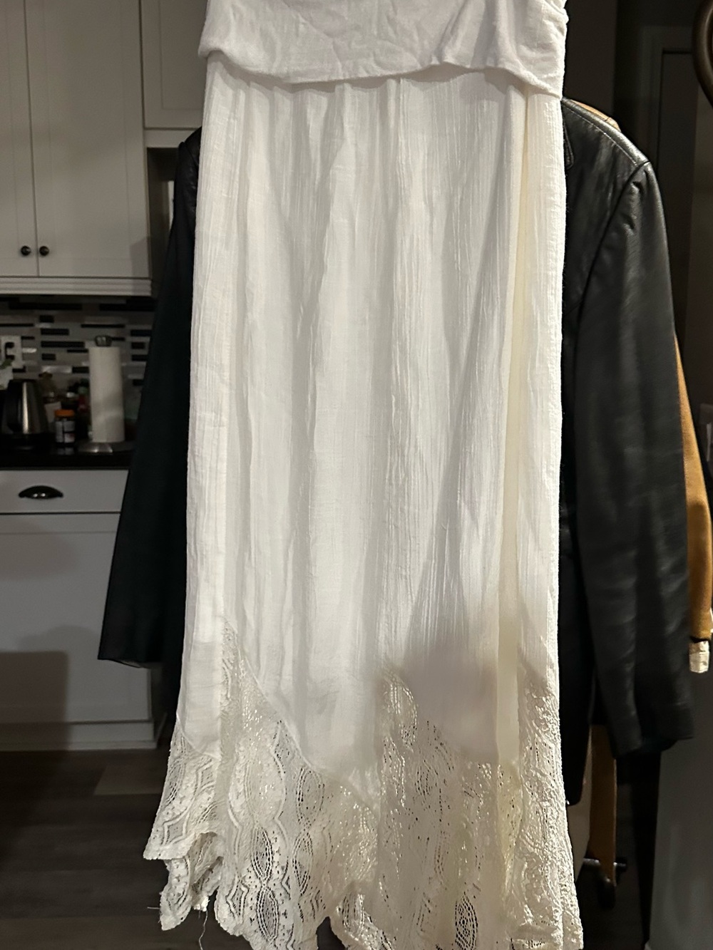 Cute White Lace-Hem Women's Maxi Skirt-L